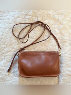 Vintage Coach Bag pre-1994 in British tan